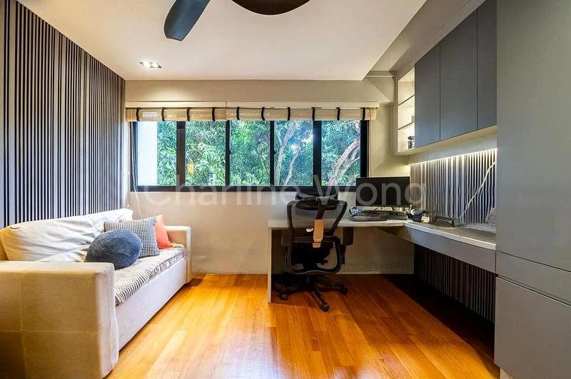 5 Room (5A) HDB for Sale in  616 Hougang Avenue 8 - Image 1